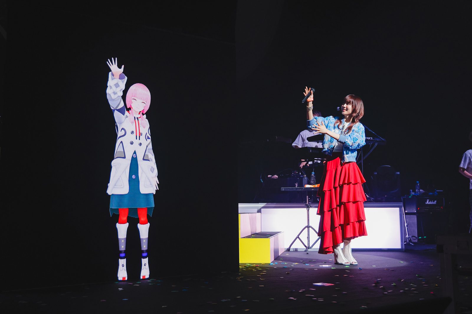 CHiCO、ソロ初のホールワンマンライブ〈LAWSON presents CHiCO 1st Hall Live “CONFETTi”〉開催！ゲストも多数出演した熱いステージをレポート！ - 画像一覧（11/17）