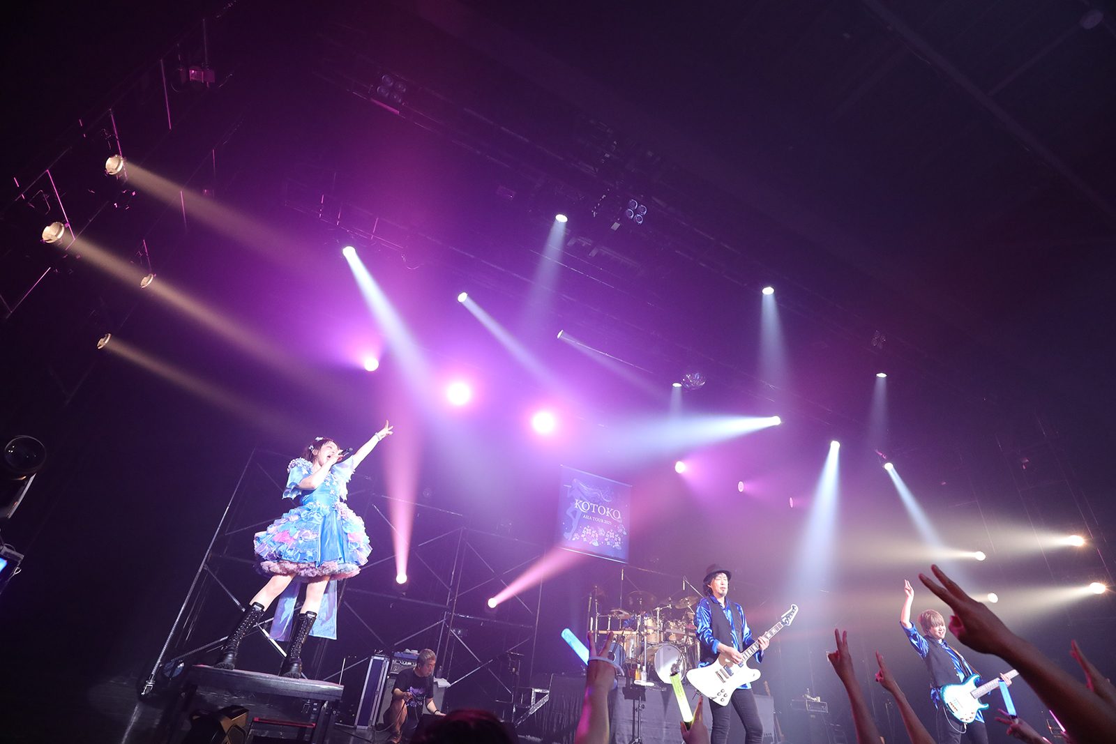 自身の最高と最速を更新し続ける強靭な意志がそこにはあった――。KOTOKO、メジャーデビュー20周年を締め括るツアー“KOTOKO ASIA TOUR 2025”ファイナル公演をレポート！ - 画像一覧（15/17）