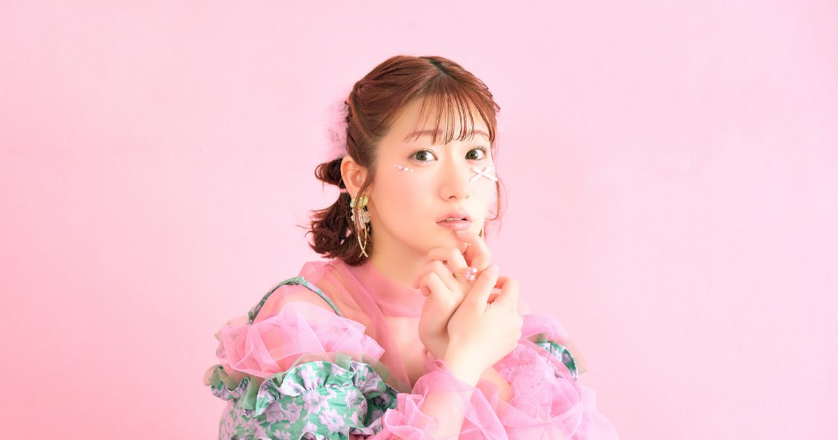 岡咲美保 1stミニアルバム『SHAKING』全楽曲情報が公開 – リスアニ