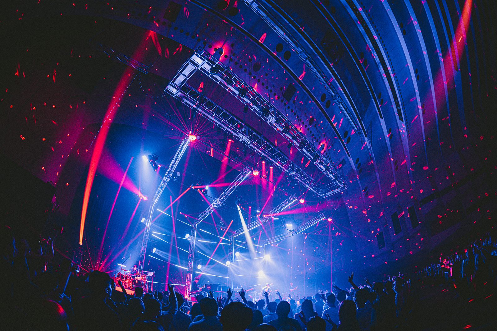 作曲家・澤野弘之の才能の底知れなさを感じた一夜――SawanoHiroyuki[nZk]の10周年を豪華ゲストが祝ったライブイベント「SawanoHiroyuki[nZk] 10th Anniversary LIVE “A=Z”」レポート - 画像一覧（4/18）