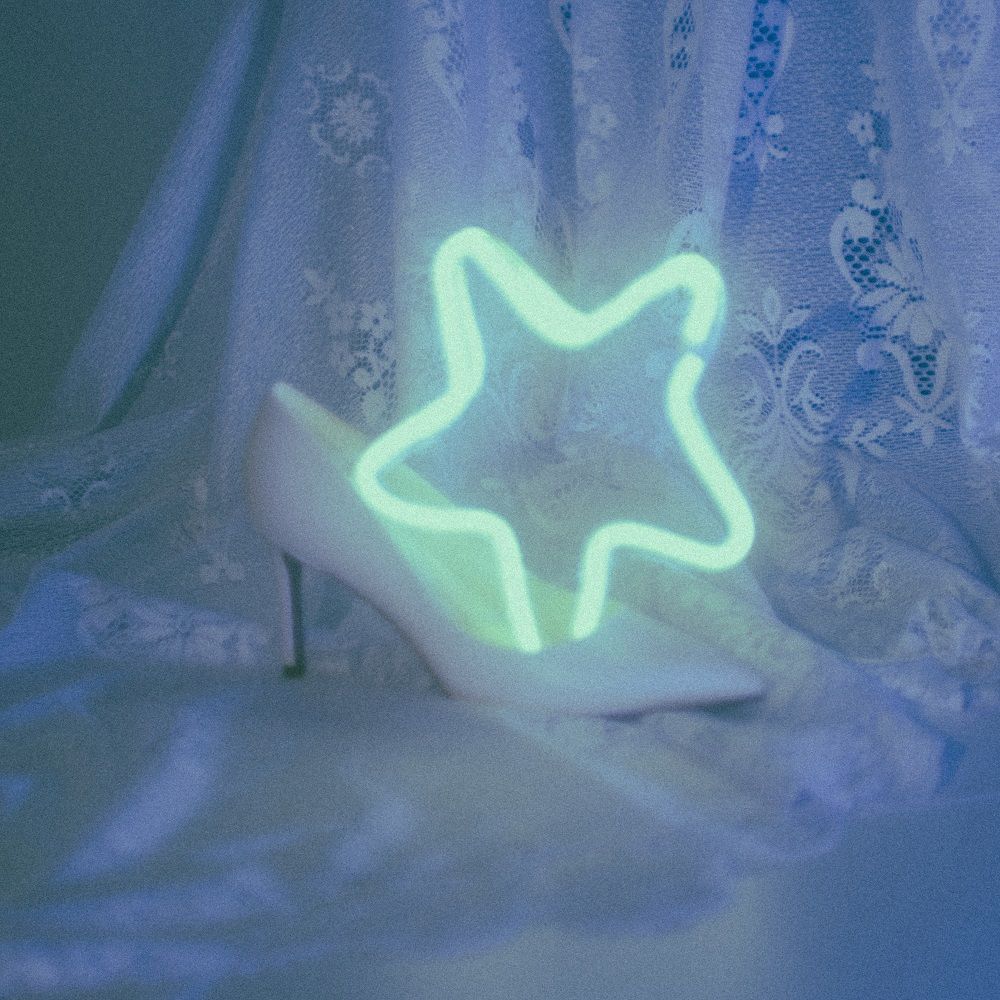 mekakushe、TVアニメ『九龍ジェネリックロマンス』挿入歌「ユワナメロウ」配信開始！ - 画像一覧（3/3）