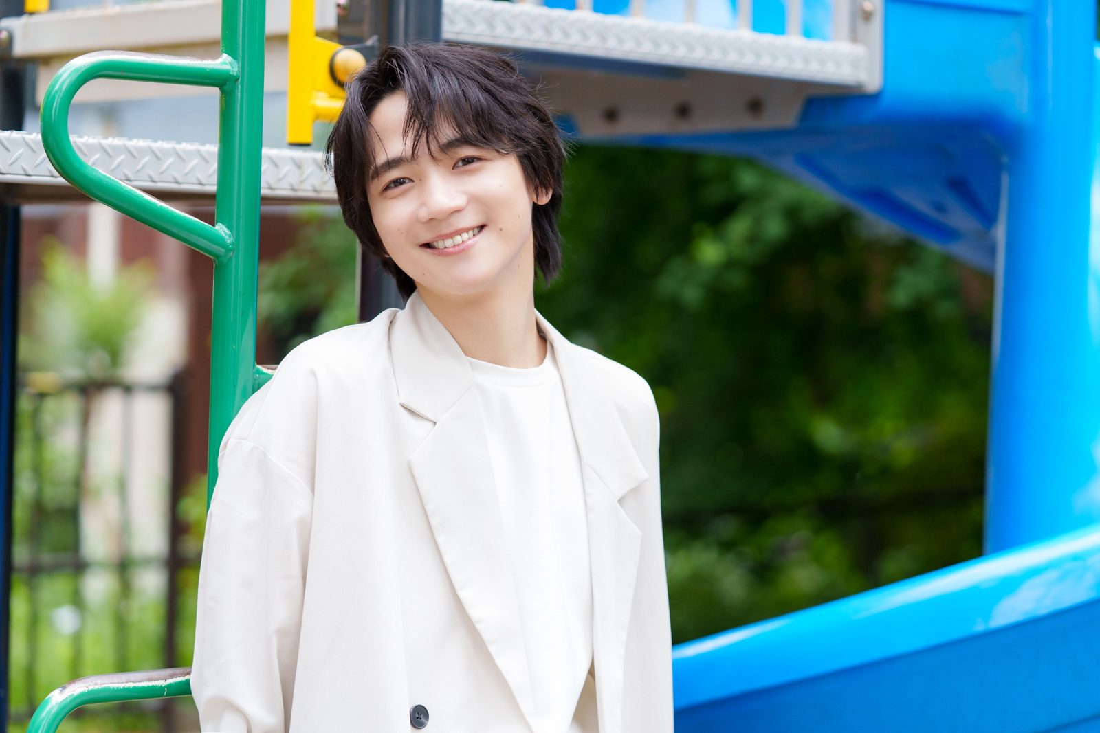 UniteUp!ワンマンライブ“sMiLea LIVE -Fly into the Uni:Birth-”開催記念 ナナロクパシフィコがんばらないと！［第11回］戸谷菊之介（PROTOSTAR）×牛嶋新一郎（TVアニメ『UniteUp!』監督）撮りおろしインタビュー - 画像一覧（2/14）