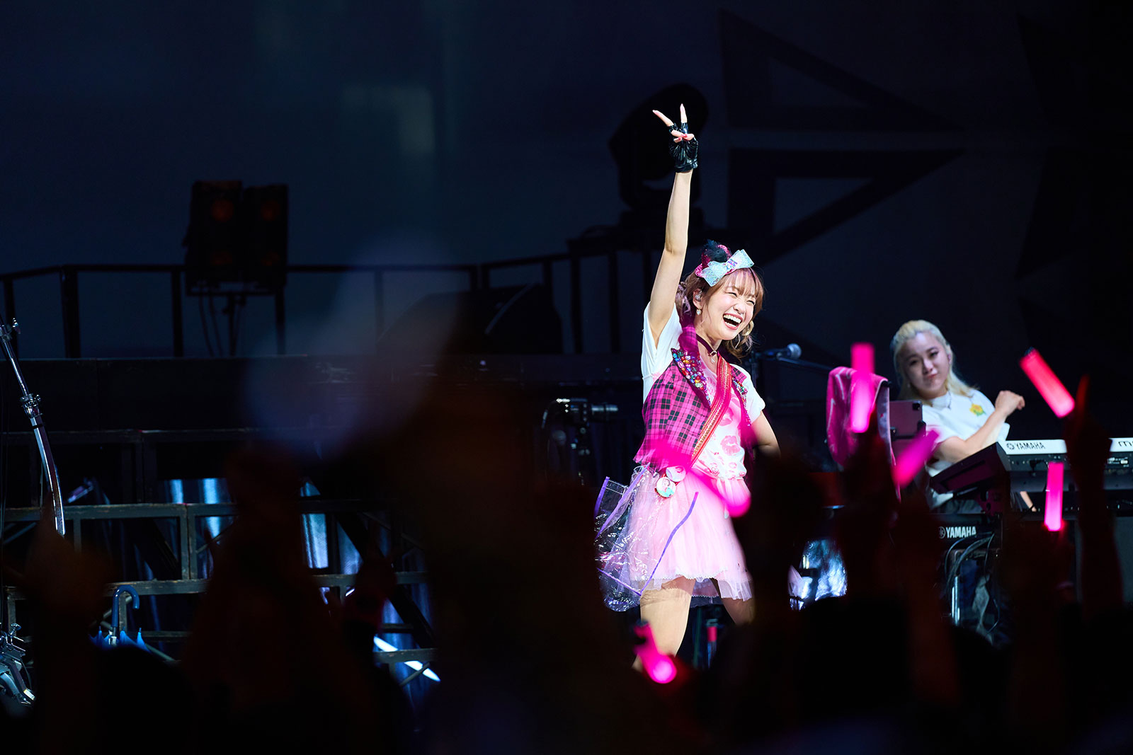 10年間の歩みを凝縮した、色鮮やかな「ベストライブ」に！“大橋彩香10th Anniversary Live「彩-irodori-」”東京公演レポート - 画像一覧（8/11）