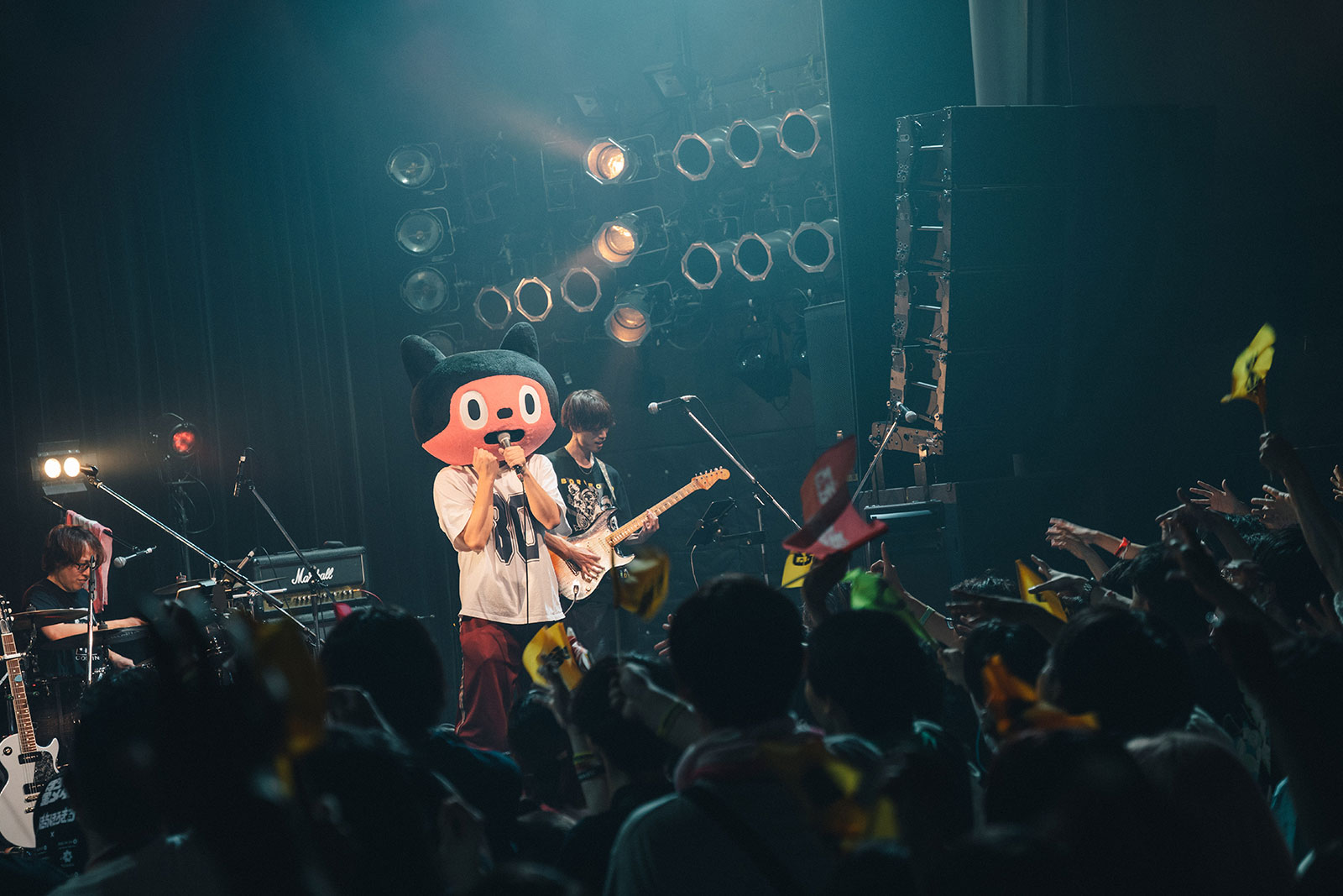 ぼっちぼろまる、主催ライブ“ぼろぼろ金メダル”完遂！弾き語り＆バンドの2編成で大いに楽しませたファイナル公演レポート - 画像一覧（6/9）