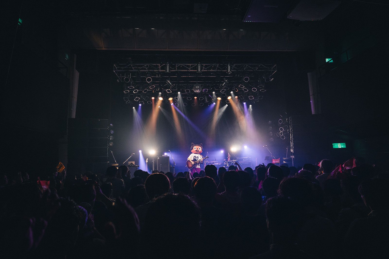 ぼっちぼろまる、主催ライブ“ぼろぼろ金メダル”完遂！弾き語り＆バンドの2編成で大いに楽しませたファイナル公演レポート - 画像一覧（9/9）