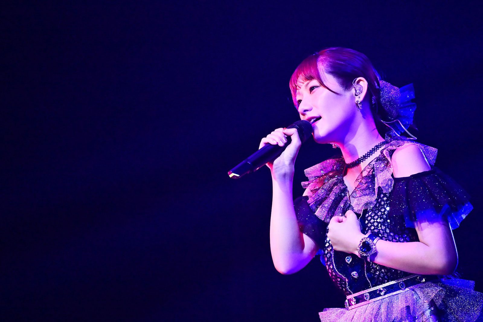 多彩で豊かな表現が、次々と心揺さぶる充実のステージ！岡咲美保“Miho Okasaki 3rd LIVE 2025 ～ハートシェイキング～ supported by animelo”レポート - 画像一覧（1/11）