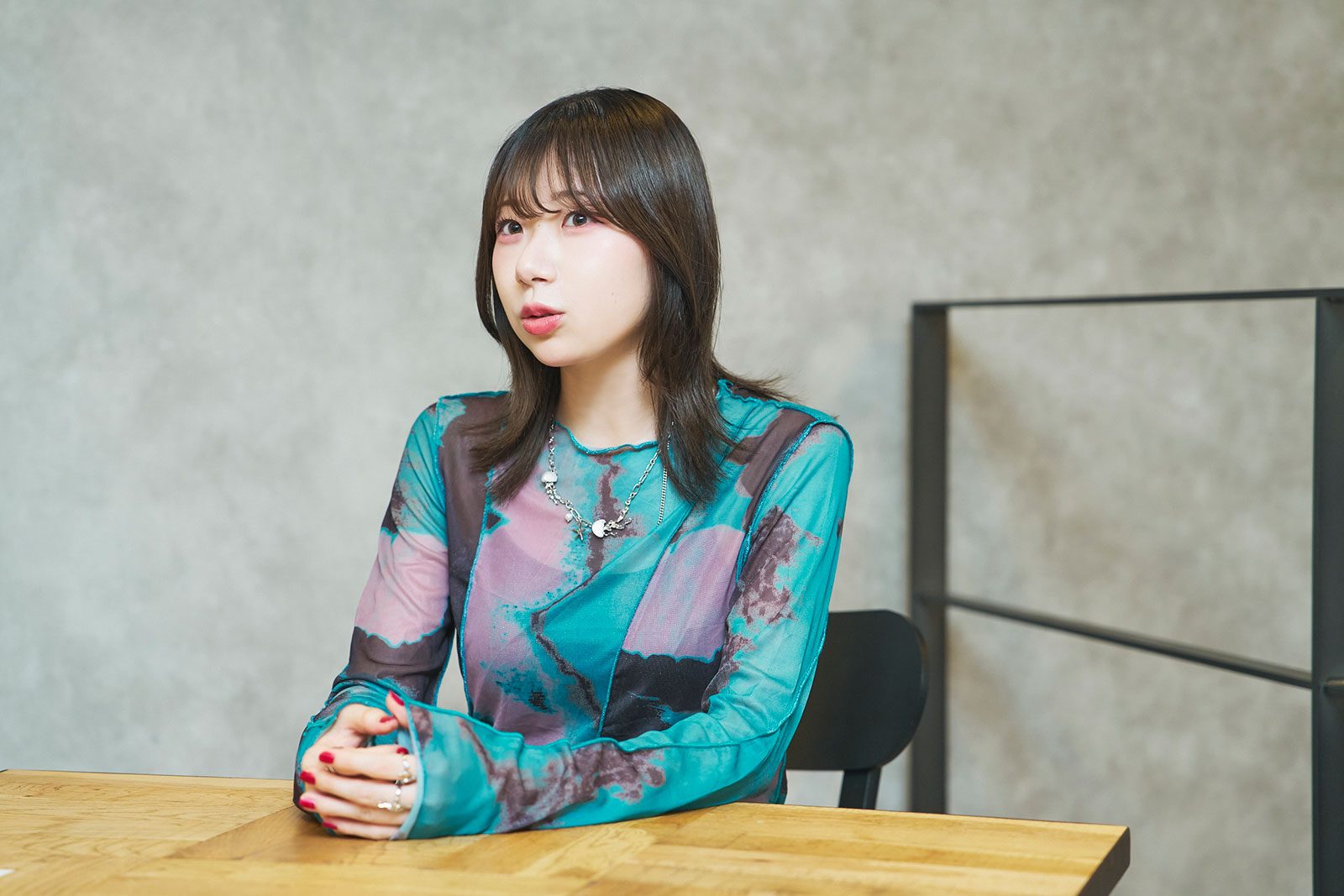 理不尽なことや向かい風の中で戦う人にエールを。小玉ひかりが新曲「寵愛ちょーだい」に込めた切実な想いを語る - 画像一覧（6/8）