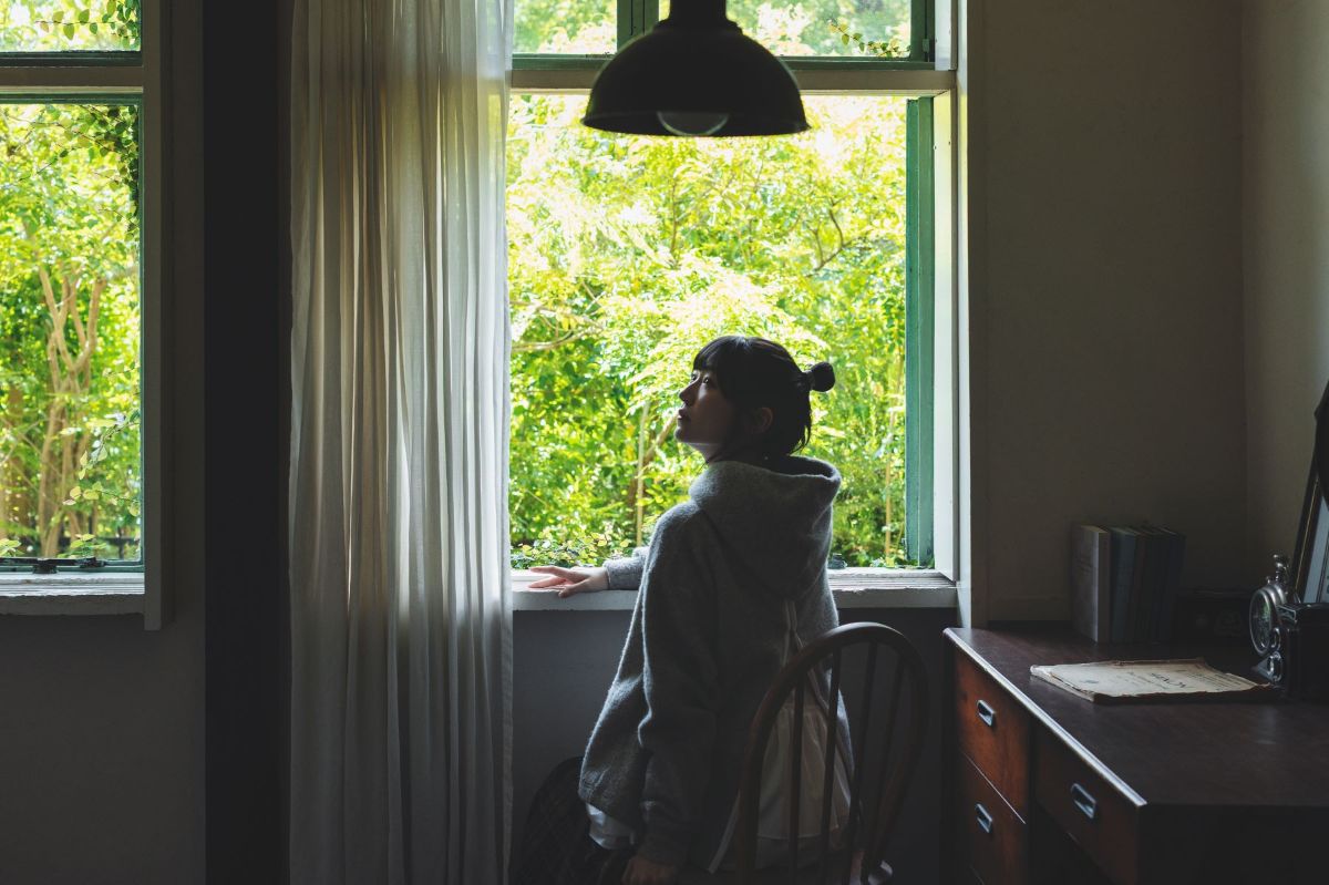 前島亜美、TVアニメ『不器用な先輩。』EDテーマ「不器用に 君のとなり」シングルCDが11月12日に発売決定！