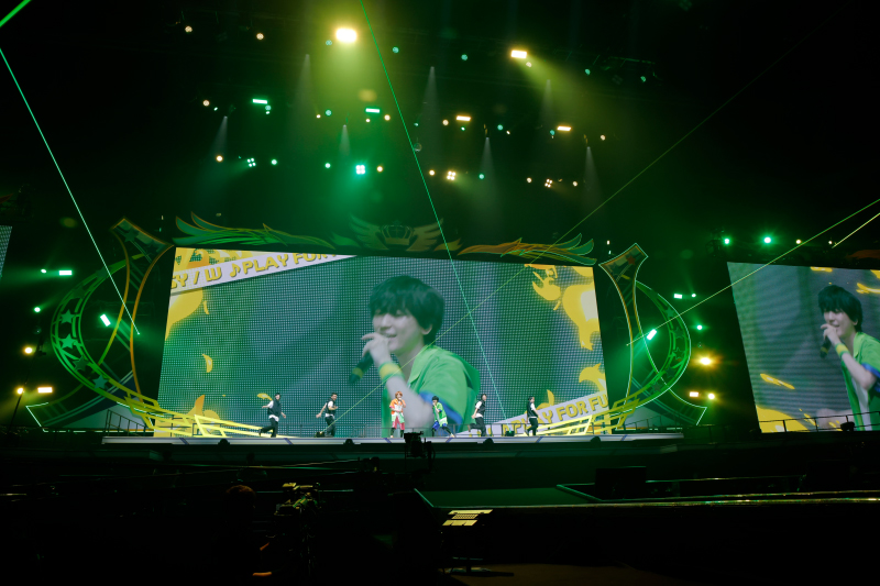 10周年を迎え、その先へ――！「アイドルマスター SideM」キャストが大集合した10周年イヤーの集大成ライブ“THE IDOLM@STER SideM 10th ANNIVERSARY ST@GE ～P@SSION-ING!!!～”2日間の熱狂をレポート - 画像一覧（71/91）