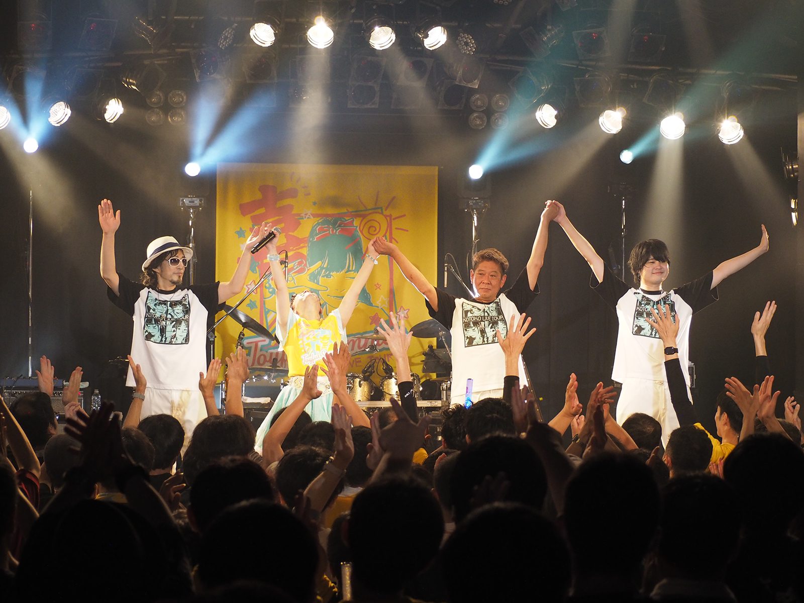 KOTOKOの“喜怒哀楽”を四季と共に表現！第1弾となる“KOTOKO LIVE TOUR 喜怒哀楽 ～Joyful Summer～”神奈川公演のステージをレポート！ - 画像一覧（6/7）