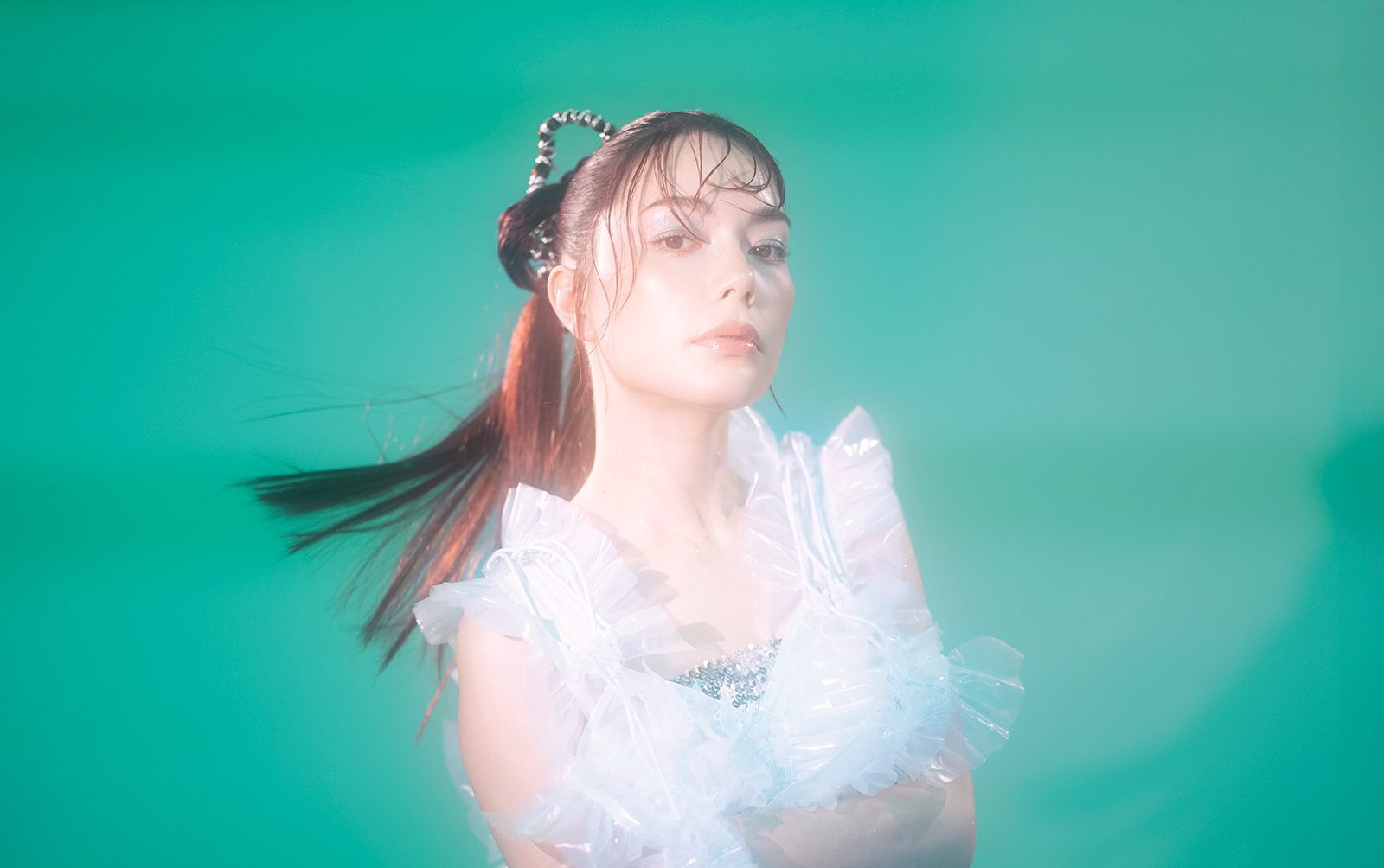 安田レイ、TVアニメ『瑠璃の宝石』OPテーマを収めたニューシングル「光のすみか」リリース！今だからこそ生まれた新曲の制作秘話に迫る - 画像一覧（5/6）