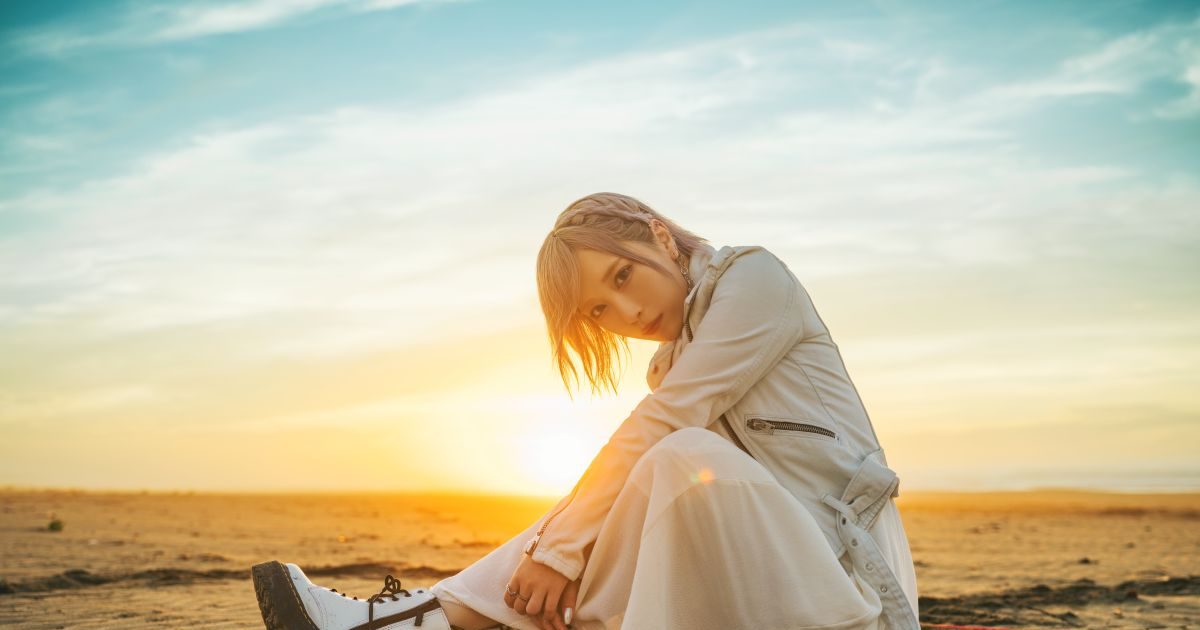 ReoNa、10月8日発売の3rdアルバム『HEART』ビジュアル公開！11月から