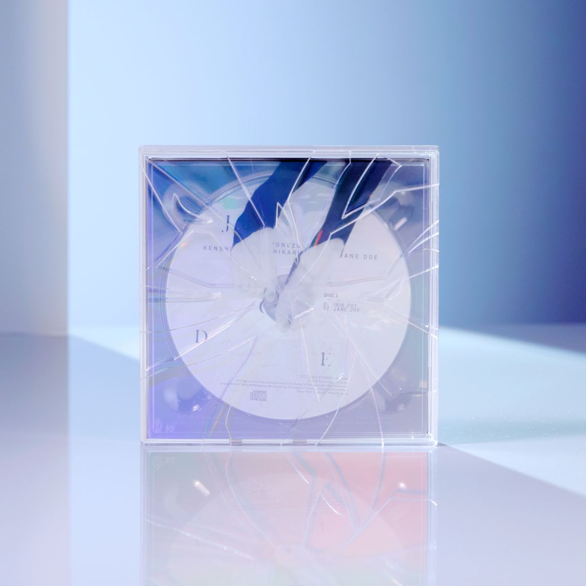 米津玄師×宇多田ヒカル、劇場版『チェンソーマン レゼ篇』EDテーマ「JANE DOE」劇場版公開記念PV公開！ - 画像一覧（7/9）