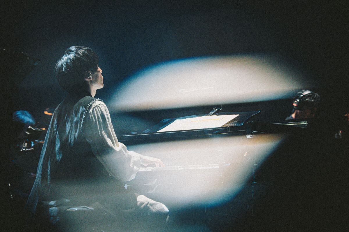 作曲家・澤野弘之、活動20周年記念ライブで5,000人を魅了！10月20日