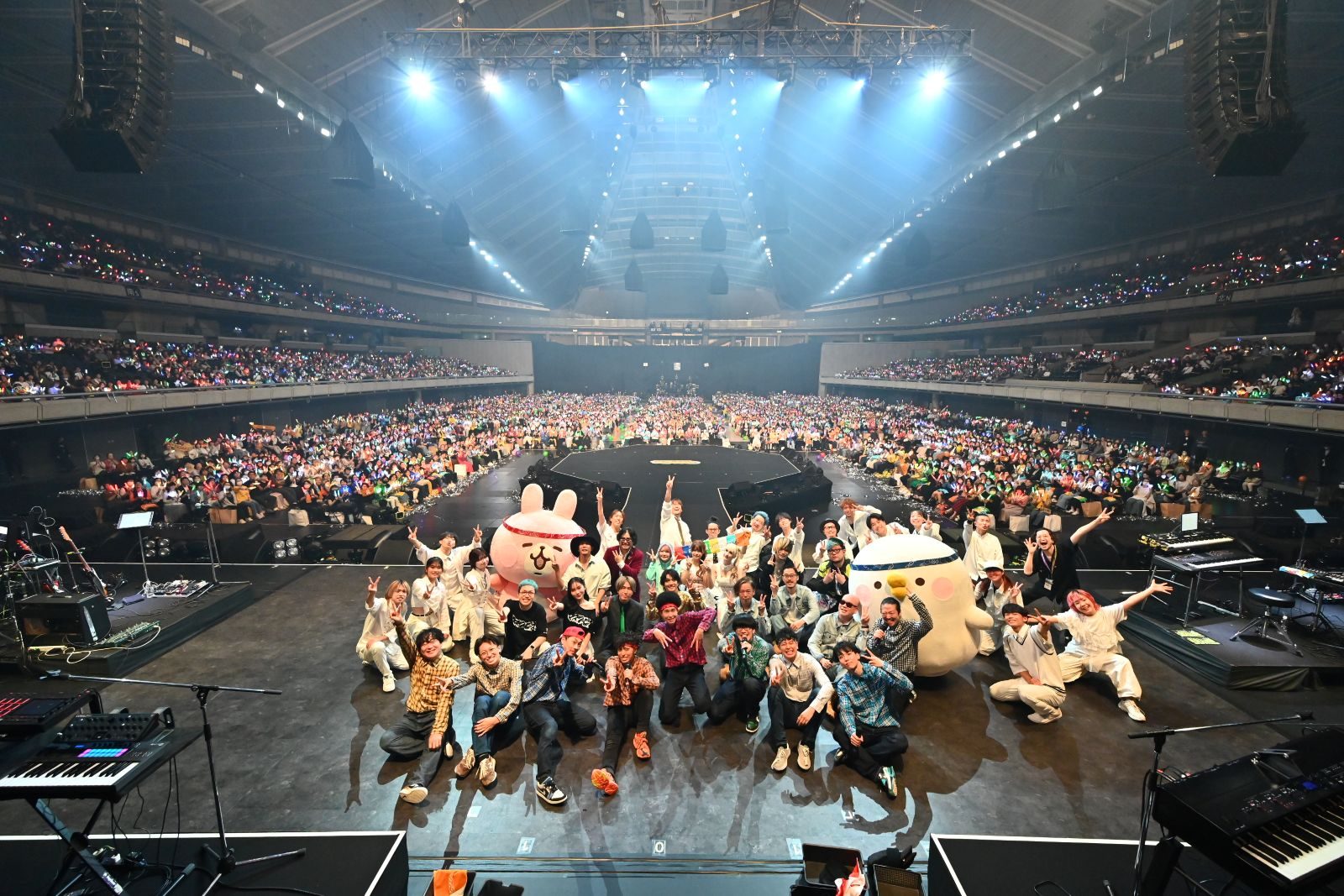 REAL AKIBA BOYZ、東京体育館でワンマンライブ37曲3時間以上踊り尽くす！ゲストにfhána・喜矢武豊・ライムスターを迎えた「ぼくらのマスターピース」速報レポート - 画像一覧（3/6）