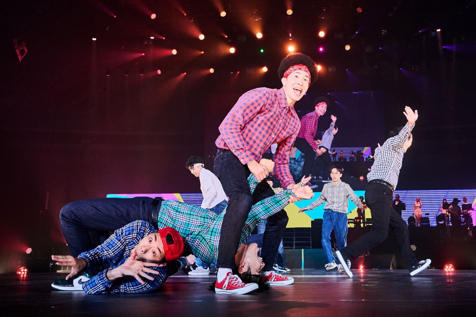 REAL AKIBA BOYZ　最高のエンターテイメントショウ　東京体育館ワンマンライブ「REAL AKIBA BOYZ ONEMAN LIVE～ ぼくらのマスターピース」詳報ライブレポート　 - 画像一覧（11/12）