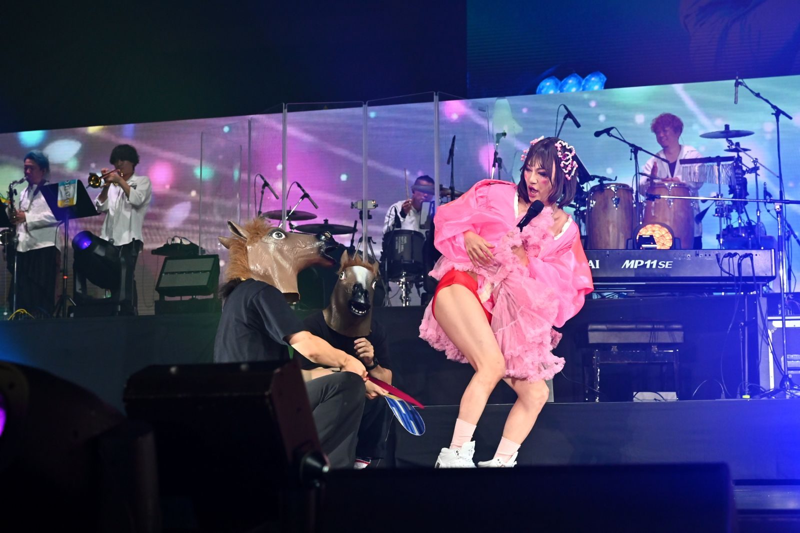 REAL AKIBA BOYZ　最高のエンターテイメントショウ　東京体育館ワンマンライブ「REAL AKIBA BOYZ ONEMAN LIVE～ ぼくらのマスターピース」詳報ライブレポート　 - 画像一覧（6/12）