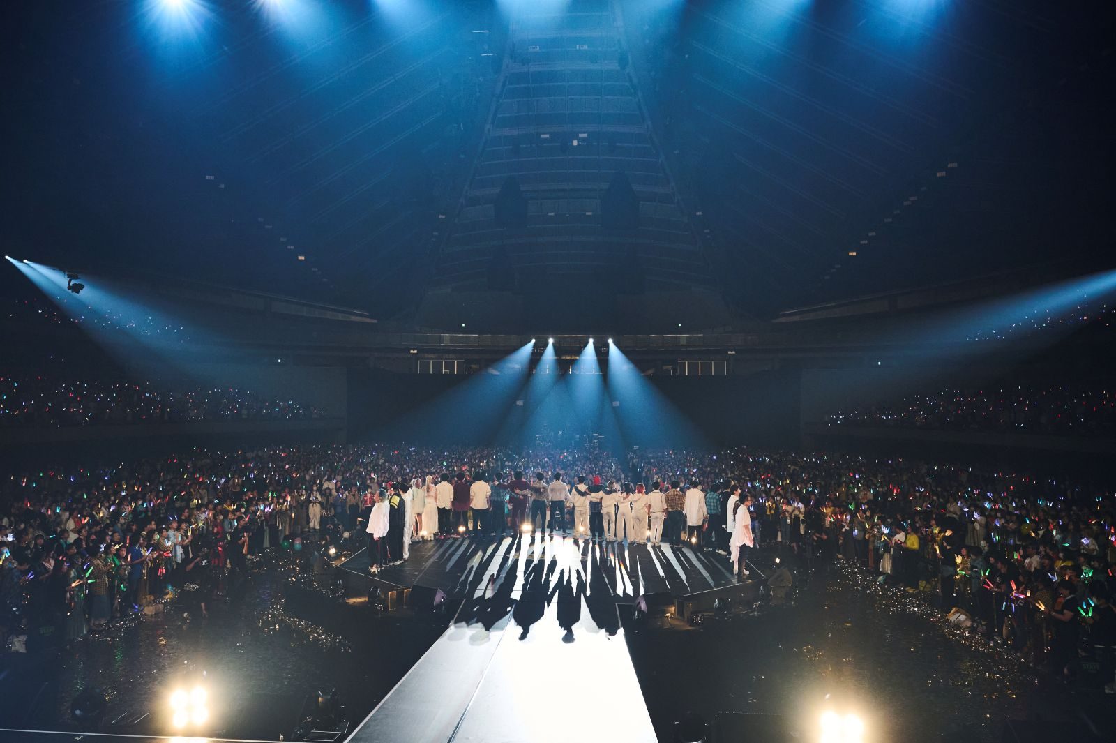 REAL AKIBA BOYZ　最高のエンターテイメントショウ　東京体育館ワンマンライブ「REAL AKIBA BOYZ ONEMAN LIVE～ ぼくらのマスターピース」詳報ライブレポート　 - 画像一覧（1/12）