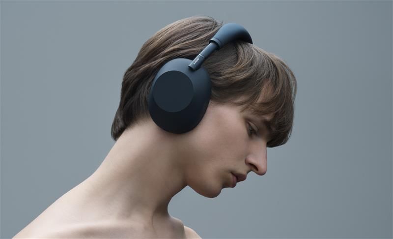 声優・楠木ともりが魅せる6つの世界。ヘッドホンから生まれた眠りへ誘う6つの音声作品がAudibleで無料配信スタート！ - 画像一覧（1/5）