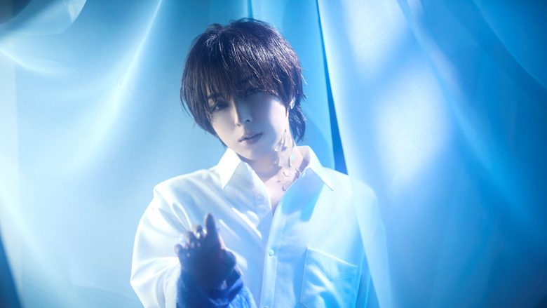 自身初のオーケストラコンサートに向けて制作した新曲「薺（なずな）」をデジタルリリースした蒼井翔太。大きな夢を叶え、“新章”へと向かおうとしている彼に今作への想いを聞く