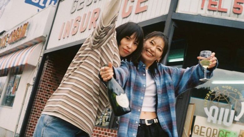 chelmico、TVアニメ『とんでもスキルで異世界放浪メシ2』EDテーマ「SALT AND PEPPER」Visualizer公開！