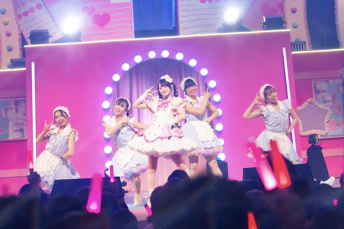 小倉 唯の多彩な“LOVE”が詰め込まれたメドレー含む30曲超！Wアンコールも実現した“小倉 唯 LIVE TOUR 2025 「Love♡Ratory」”千秋楽レポート - 画像一覧（5/8）