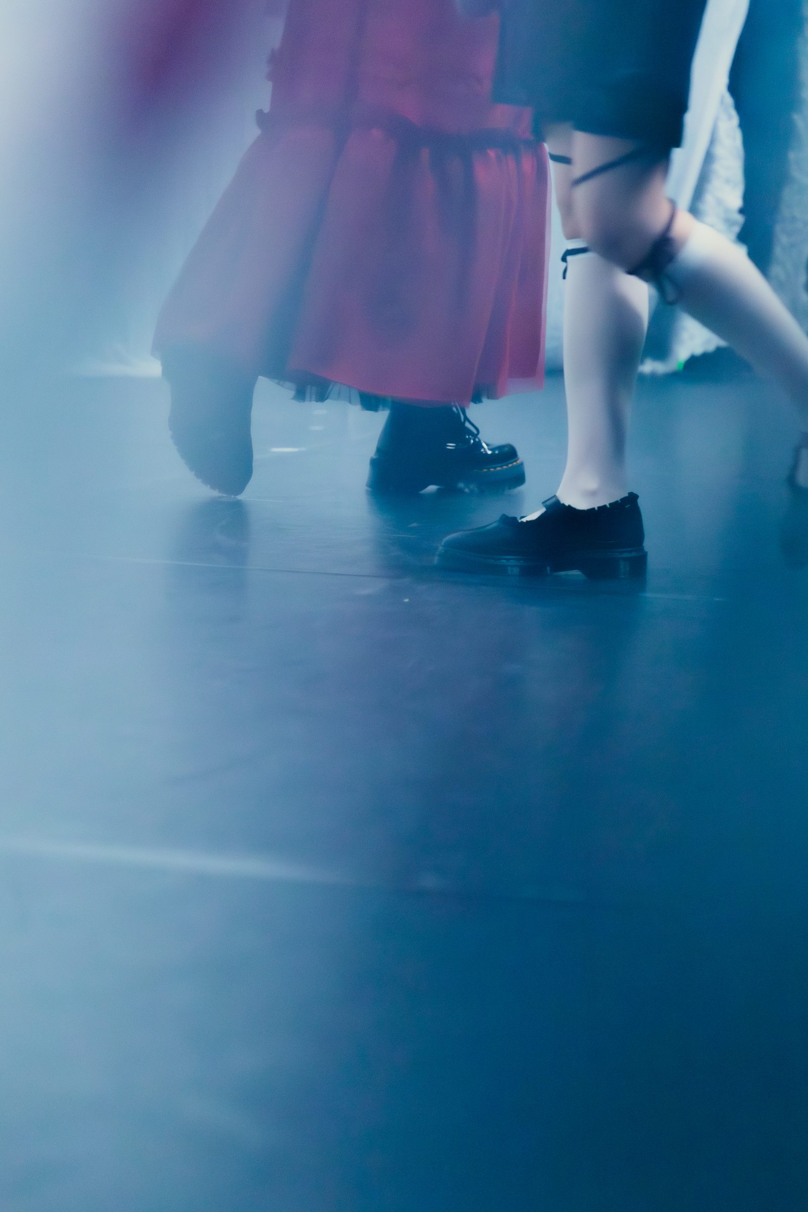 なるみや、盟友・ロスと共に作り上げた聖夜の温かなひと時――ライブイベント“なるみやと秘密のティーパーティー”夜公演レポート - 画像一覧（6/11）