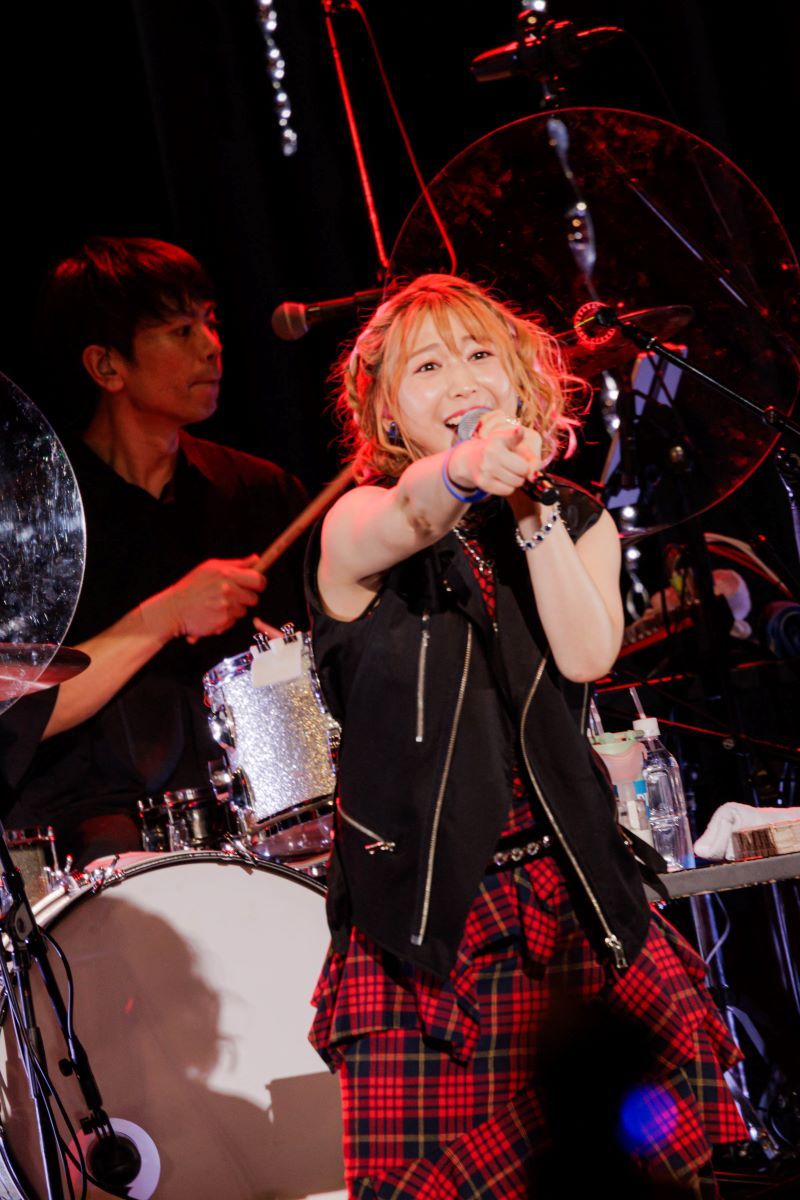 安野希世乃『5th LIVEツアー2025～僕らの、雨が、やむまで
