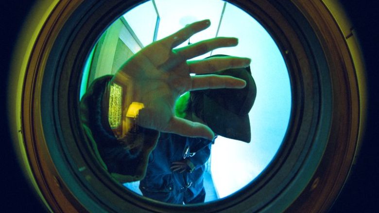 Eve、ヨルシカのsuisをゲストボーカルに迎えたTVアニメ「とんがり帽子のアトリエ」OPテーマ「風のアンセム feat. suis from ヨルシカ」を書き下ろし！