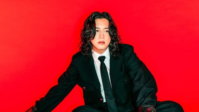 キタニタツヤ、フィーチャリングにBABYMETALを迎えたTVアニメ『地獄楽』第二期OPテーマ「かすかなはな」Music Videoが公開！