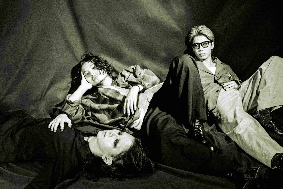 4月クールTVアニメ『最強の王様、二度目の人生は何をする？』シーズン2のOP主題歌に、SIX LOUNGE「さよならじゃない方がいい」が決定！