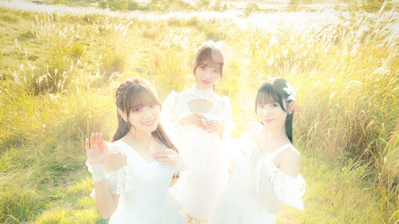 『リコリス・リコイル』関連楽曲を3曲連続配信！ClariS第三章の幕開けから1年を経て、「今のClariS」を3人が語る。