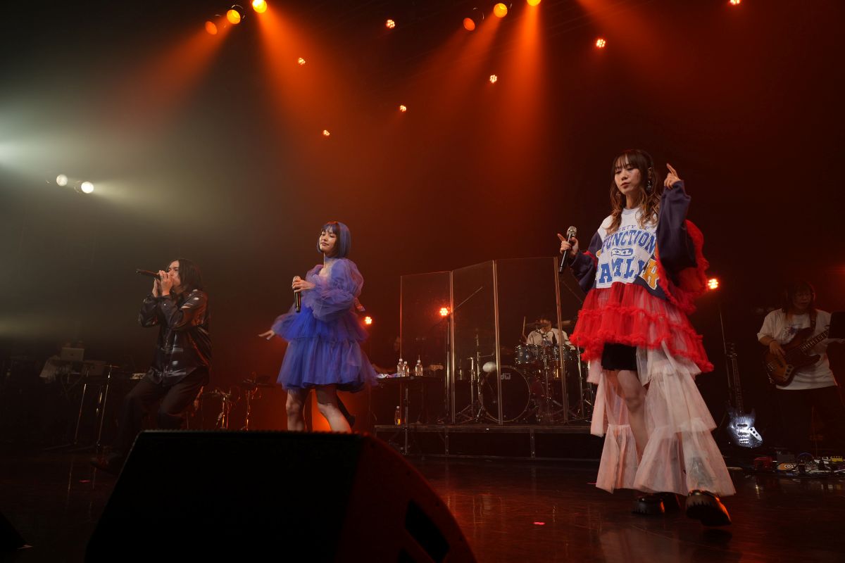 三月のパンタシア、CHiCO(CHiCO with HoneyWorks)とヒトリエを招いた自主企画イベントを開催、4月15日に新曲「風、光る。」のデジタルリリースを解禁！