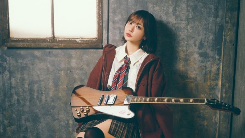 愛美、TVアニメ『灰原くんの強くて青春ニューゲーム』EDテーマ「ドラマチック逃避行」4月10日配信決定！ジャケット写真も公開！