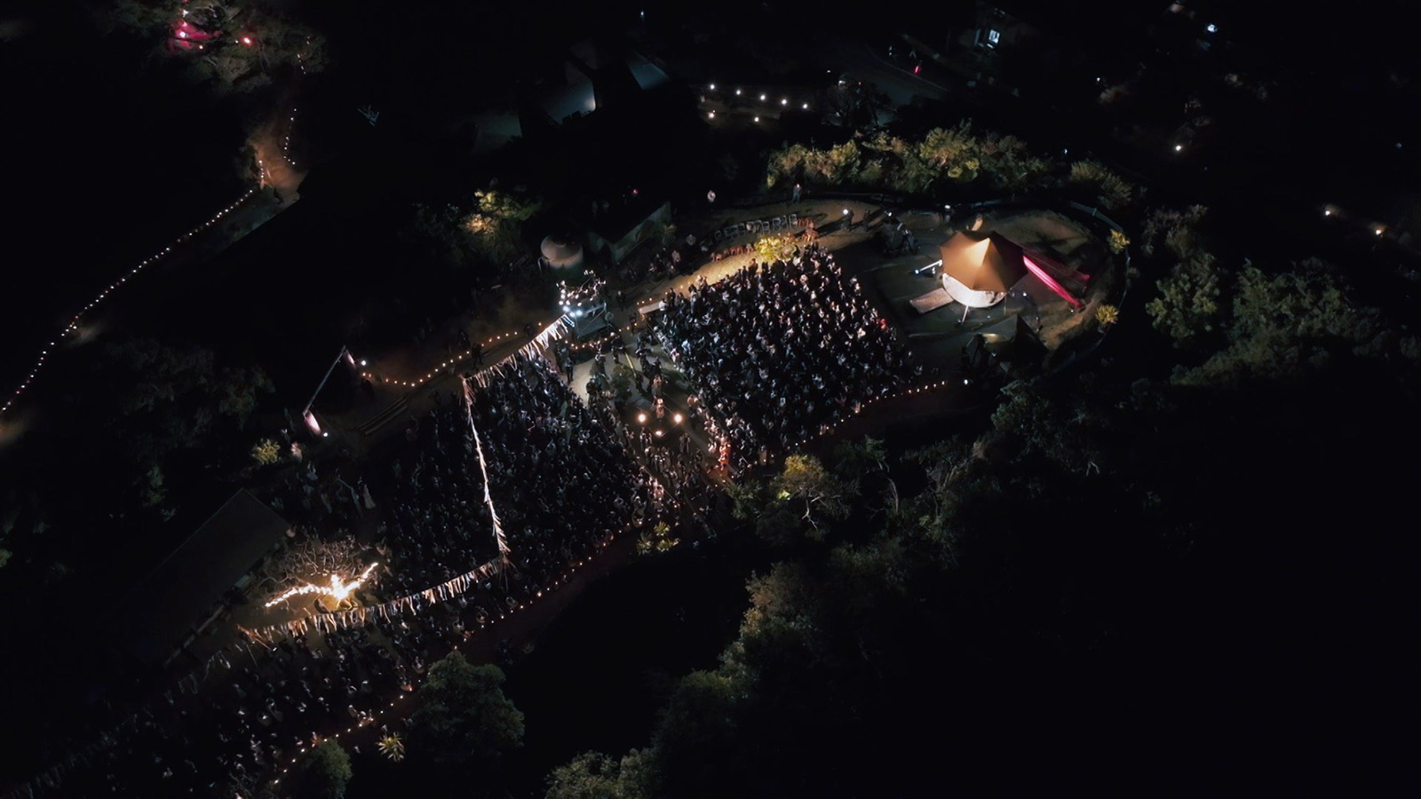 ReoNaの“魂”が生まれた故郷・奄美に響いたお歌――＜ReoNa Free Live 2026 in 奄美大島“シマユイあまみ”＞ライブレポート - 画像一覧（10/11）