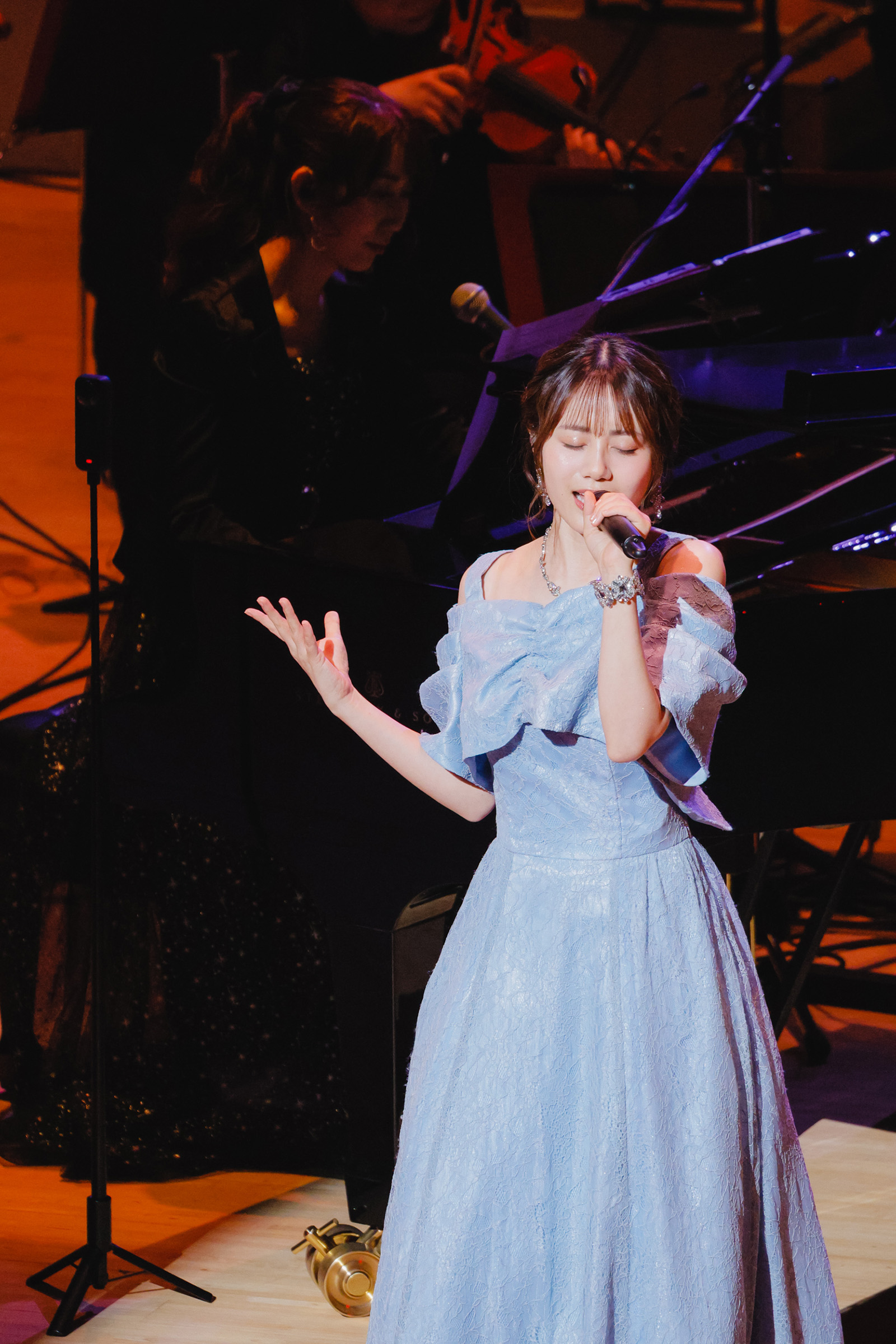 アーティスト活動10周年イヤーを迎えた伊藤美来。その幕開けを飾った、自身初となるオーケストラコンサートの模様をお届け！ - 画像一覧（5/7）