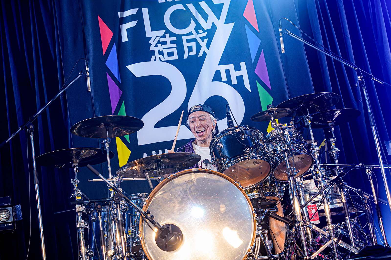 FLOWの26年を辿る熱狂の一夜！「FLOW 26TH ANNIVERSARY TOUR 2026 “ALL TIME 26” 26曲ライブ」東京公演をレポート！ - 画像一覧（1/14）