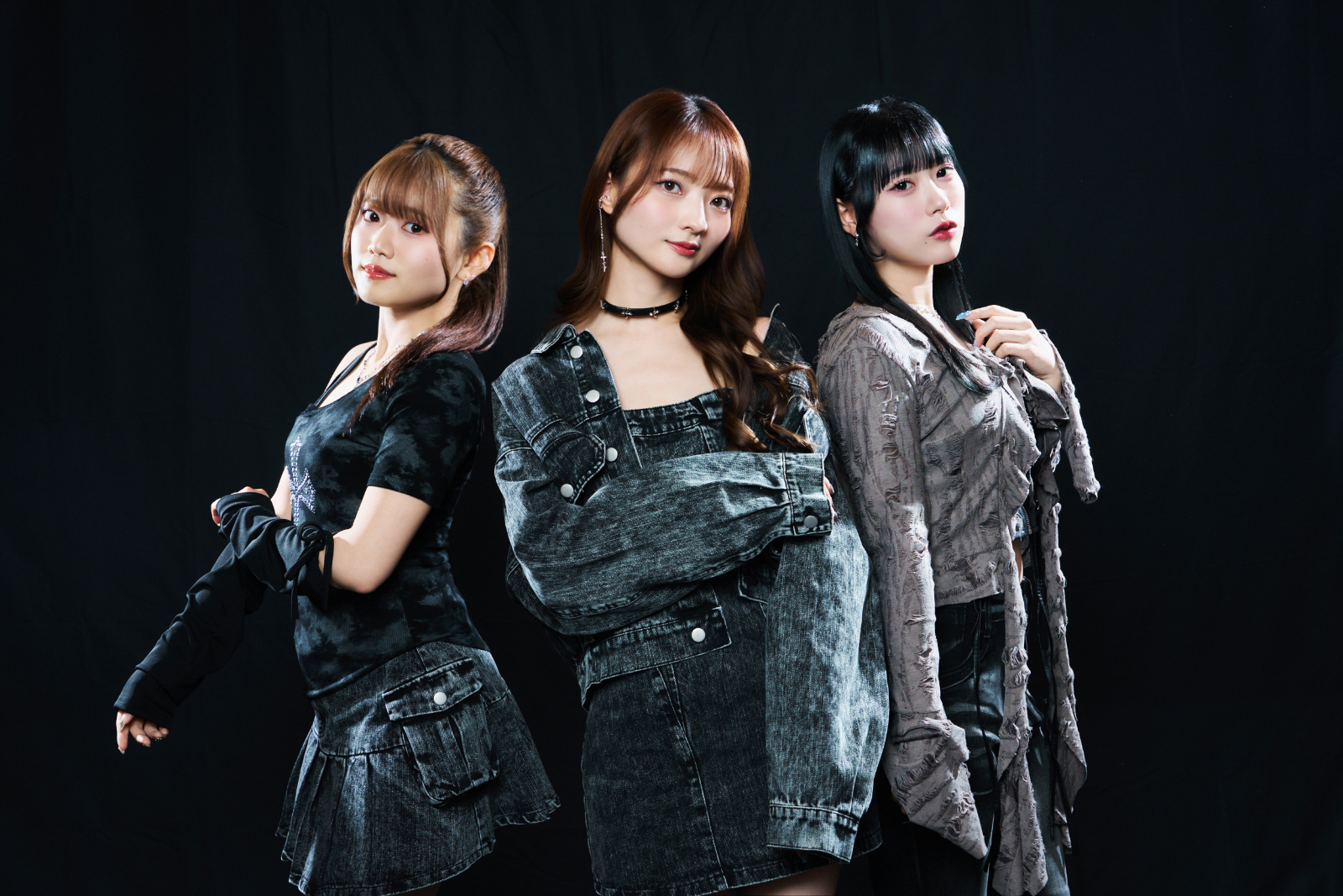 【撮りおろしインタビュー】ClariS第3章が向かう先は――“解放”を掲げ新たな一面を提示した「Revive」に迫る！