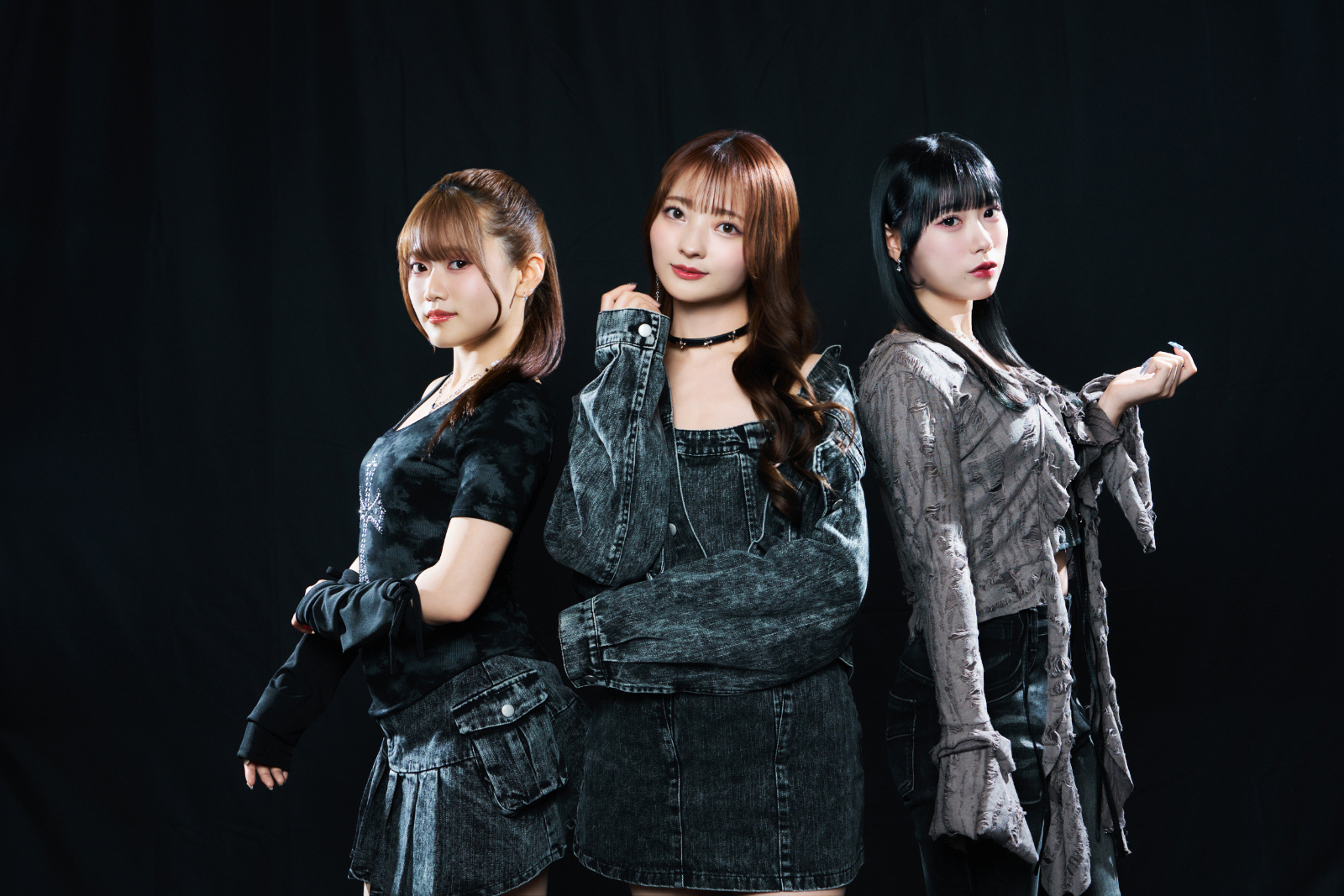 【撮りおろしインタビュー】ClariS第3章が向かう先は――“解放”を掲げ新たな一面を提示した「Revive」に迫る！ - 画像一覧（9/12）