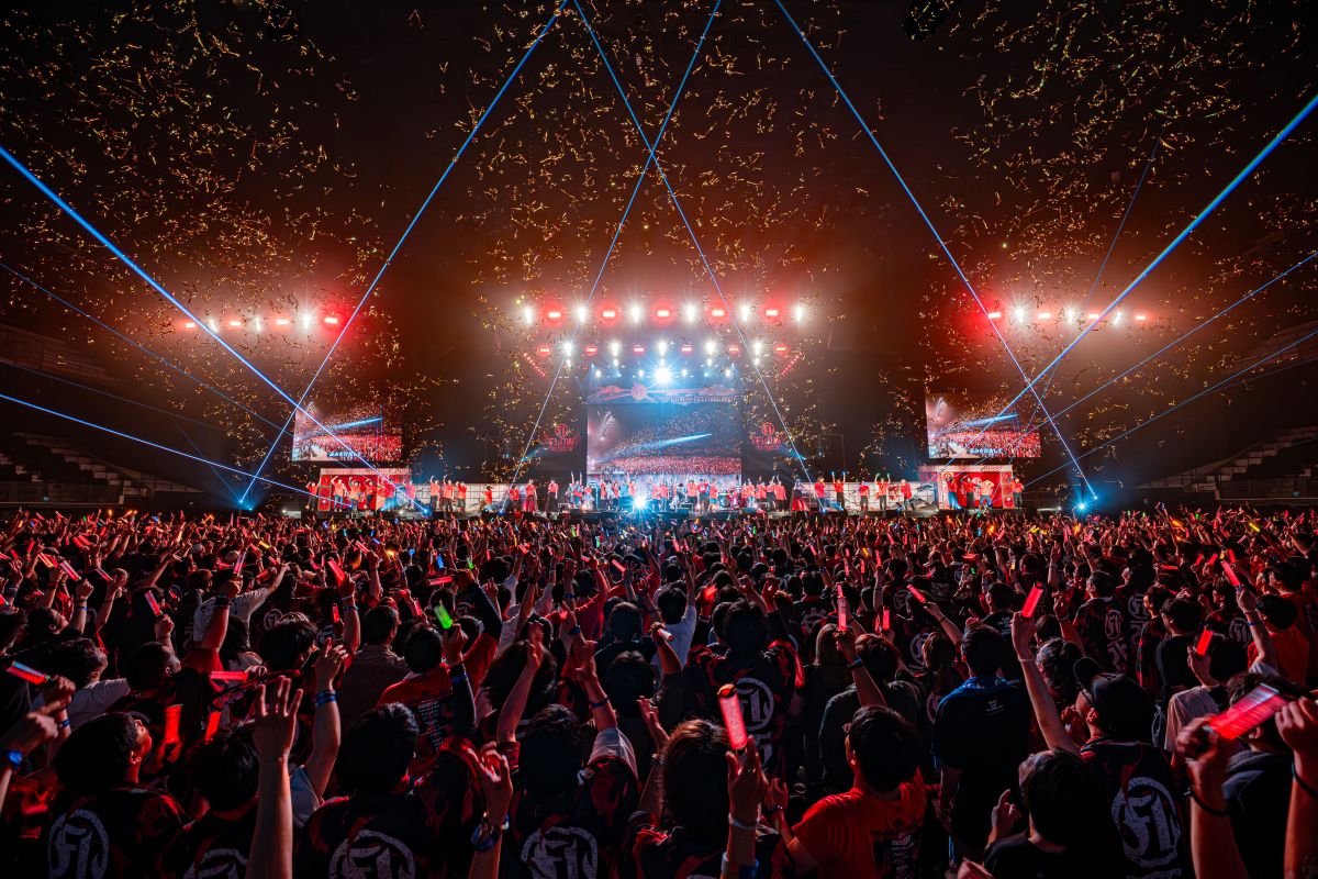 ロックバンド・FLOWが創るアニソンロックフェス『FLOW THE FESTIVAL 2026』のオフィシャルレポートが到着！タイアップ楽曲も続々と解禁！