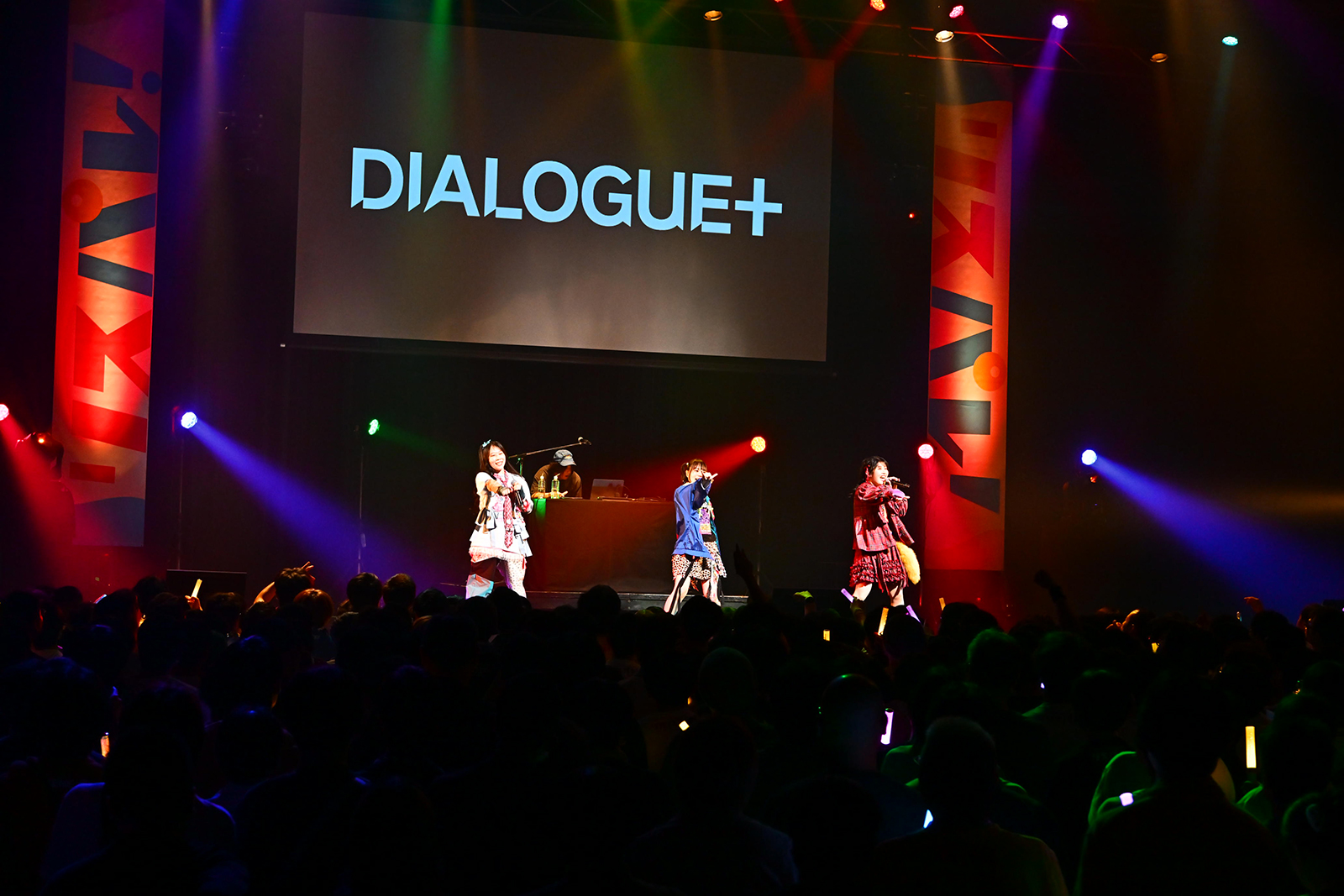 藍井エイル、DIALOGUE＋ リスパレ！Special DJ set、茅原実里、棗 いつき&藍月なくる、陽高真白、岬 なこの6組がなんばHatchを華やかに盛り上げる！ライブイベント“リスパレ！LIVE vol.4”DAY2最速レポート - 画像一覧（13/36）
