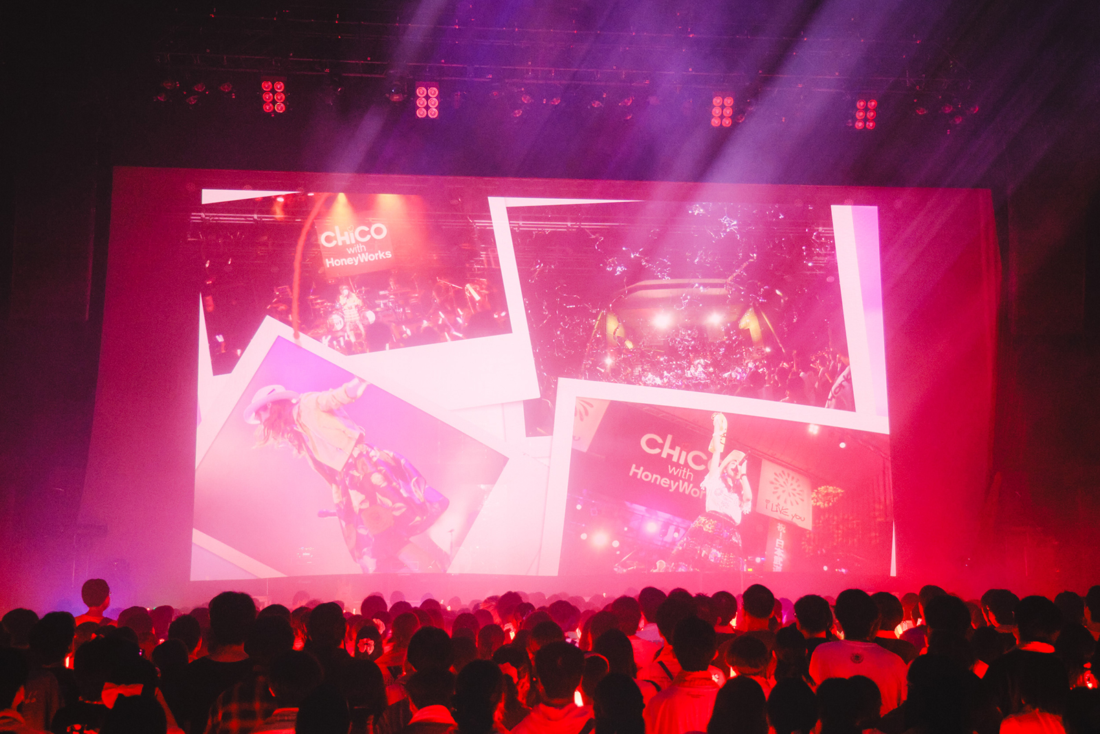 初ベストを引っ提げ最高のパフォーマンスでツアーの幕開けを！CHiCO with HoneyWorks夏の全国ツアー“LAWSON presents CHiCO with HoneyWorks i BEST tour 2026 -STAY WITH YOU-”初日レポート（※セトリネタバレあり） - 画像一覧（7/12）