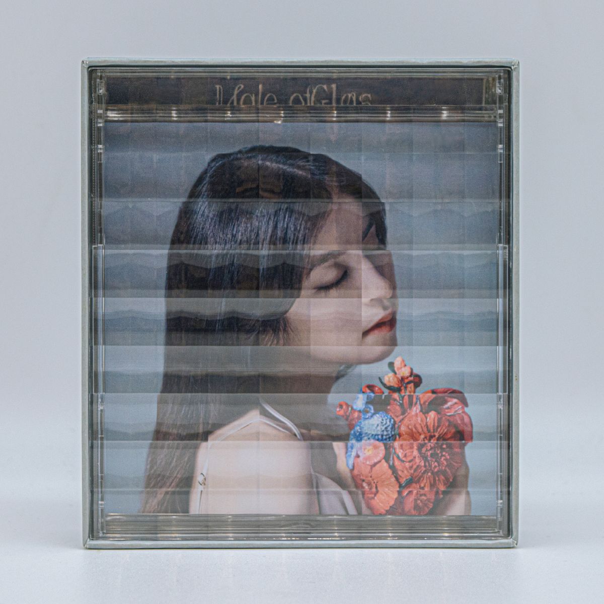 milet、8月19日発売 4thアルバム『Made of Glass』収録曲「Sunny」Music Video公開＆アルバム最新ビジュアル・特設サイト・店舗別特典を一挙解禁！ - 画像一覧（4/6）