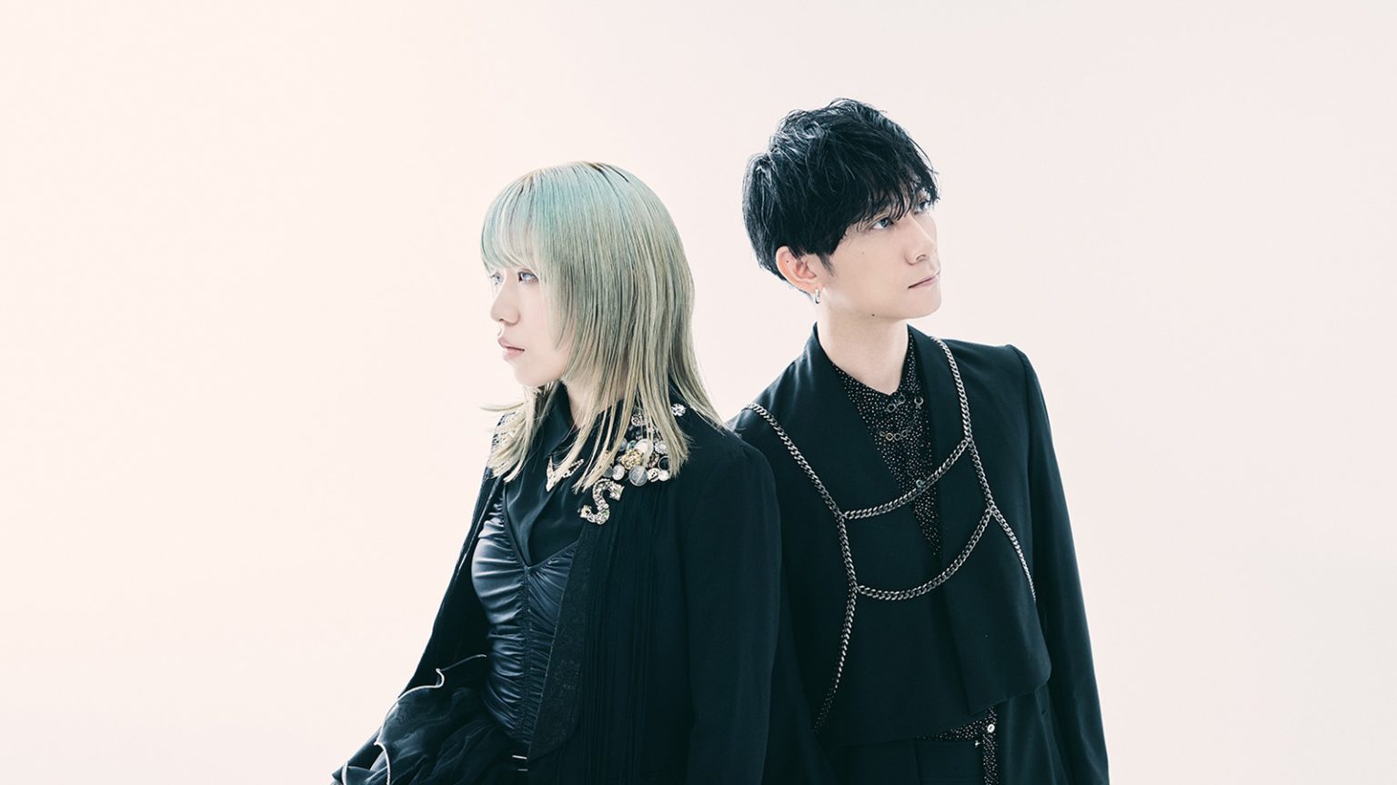 MYTH & ROIDが語る現在地！Wタイアップシングル「Why? RED induction」と「Awake Anew」で見据える次のステージ