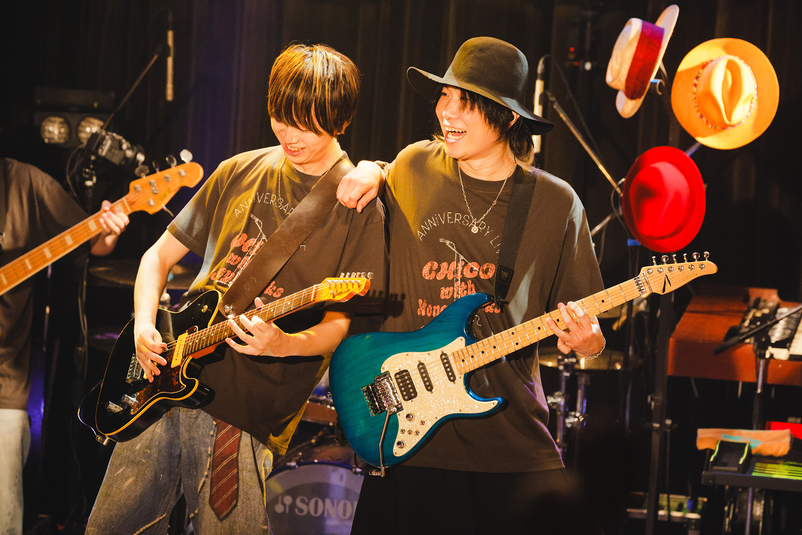 CHiCO with HoneyWorks、初めてワンマンライブを行った大切な場所でファンと共に大切な一夜を祝う！プレミアチケットとなった“LAWSON presents CHiCO with HoneyWorks ANNiVERSARY LiVE 2026 -はじまりの場所で-”の模様をレポート！ - 画像一覧（4/13）