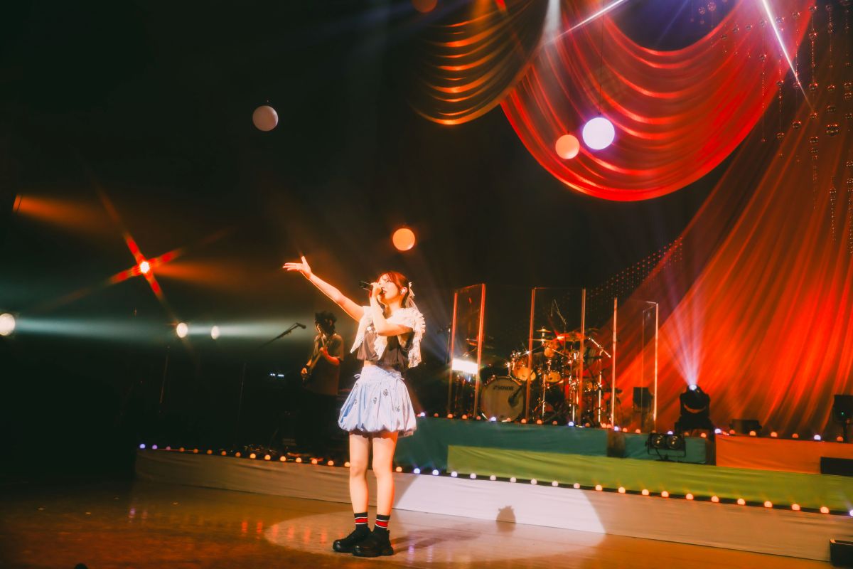 石原夏織、2ndEP『ASOVIVA!!!』を引っさげたライブ『石原夏織 LIVE