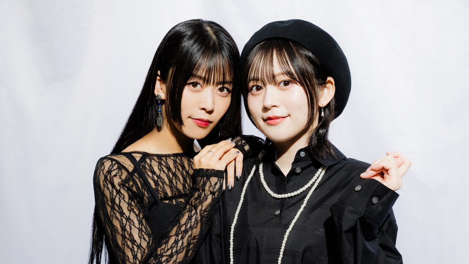 相羽あいな・中島由貴が語る、Roseliaが10周年で到達したリアルバンドとしての高み――初のベスト盤を通して青薔薇たちの進化の軌跡に迫る！