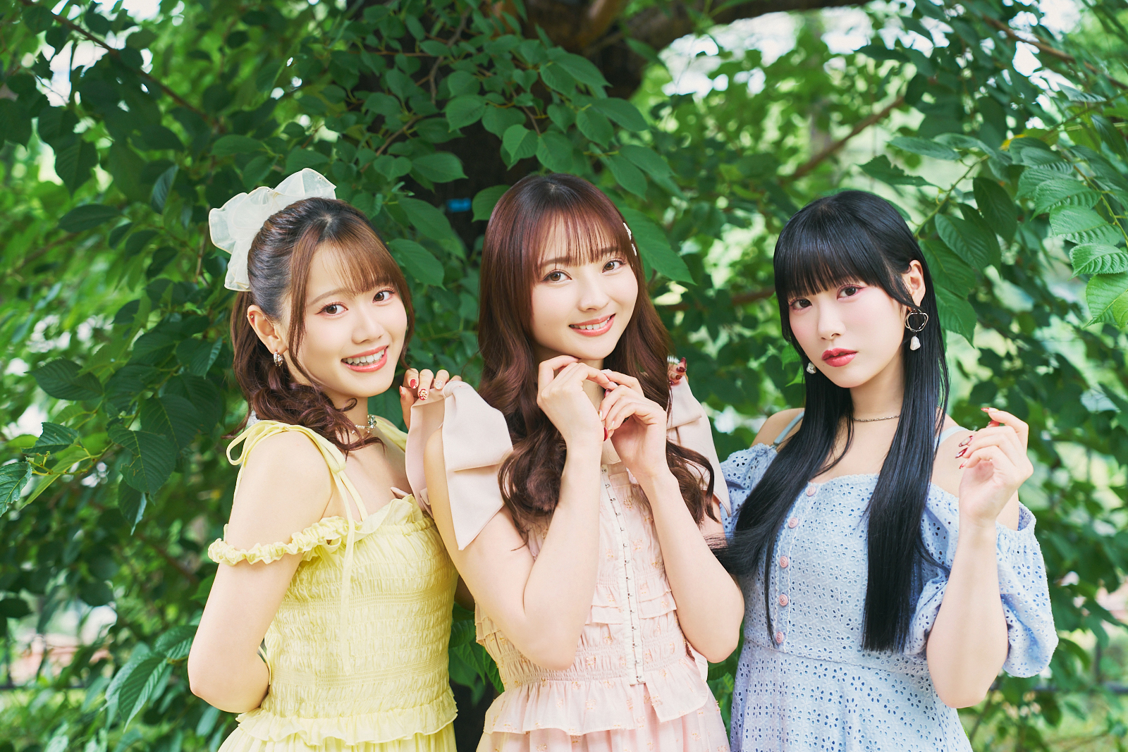 ファンと築き上げた“信頼”の証をこの曲に込めて――。ClariS、TVアニメ『鬼の花嫁』OPテーマ「ヒトコト」撮りおろしインタビュー