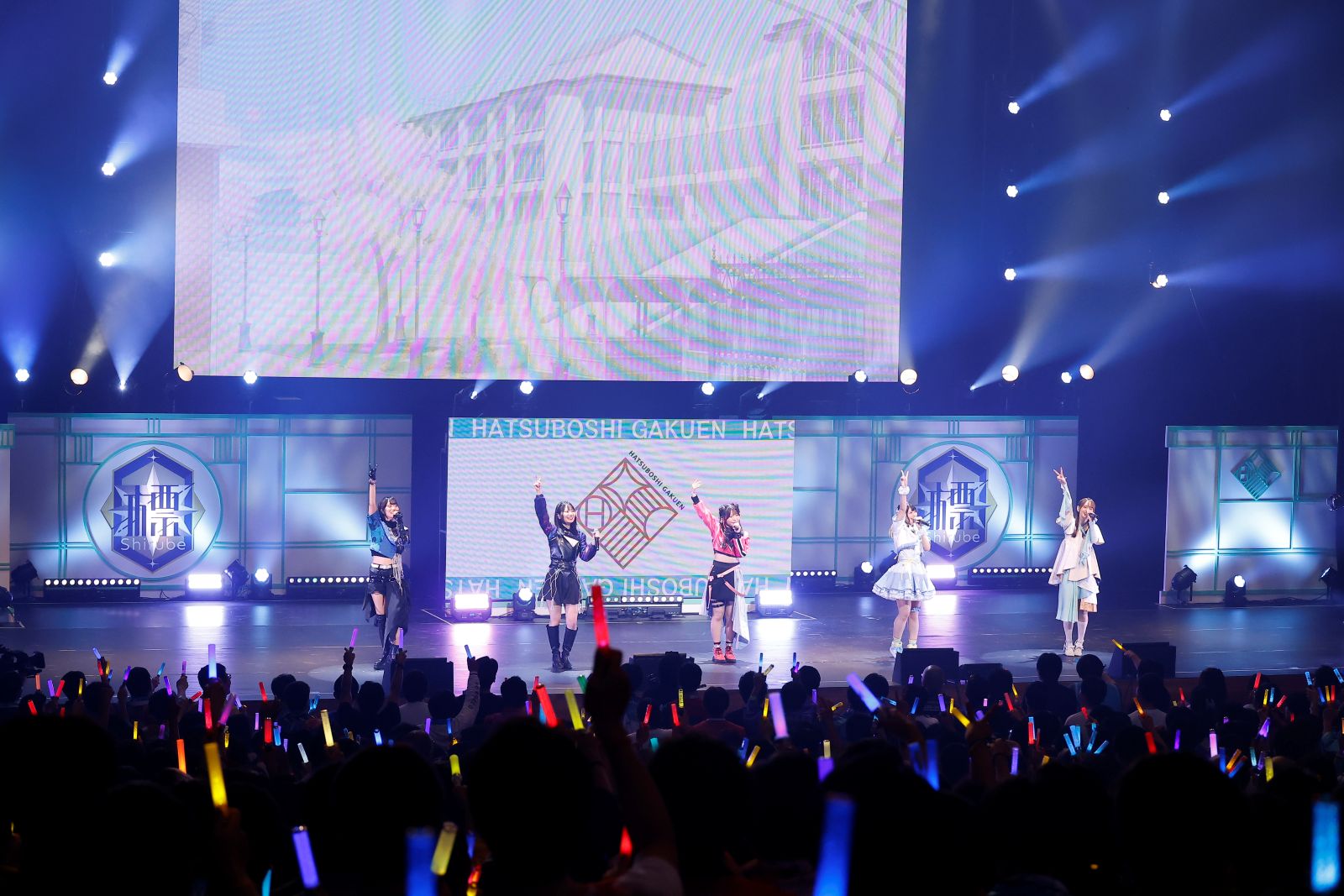 「学園アイドルマスター」の新たなライブツアー“学園アイドルマスター LIVE TOUR -標-”長月あおい、小鹿なお、飯田ヒカル、川村玲奈、天音ゆかりが出演した福岡公演の模様をレポート！ - 画像一覧（3/20）