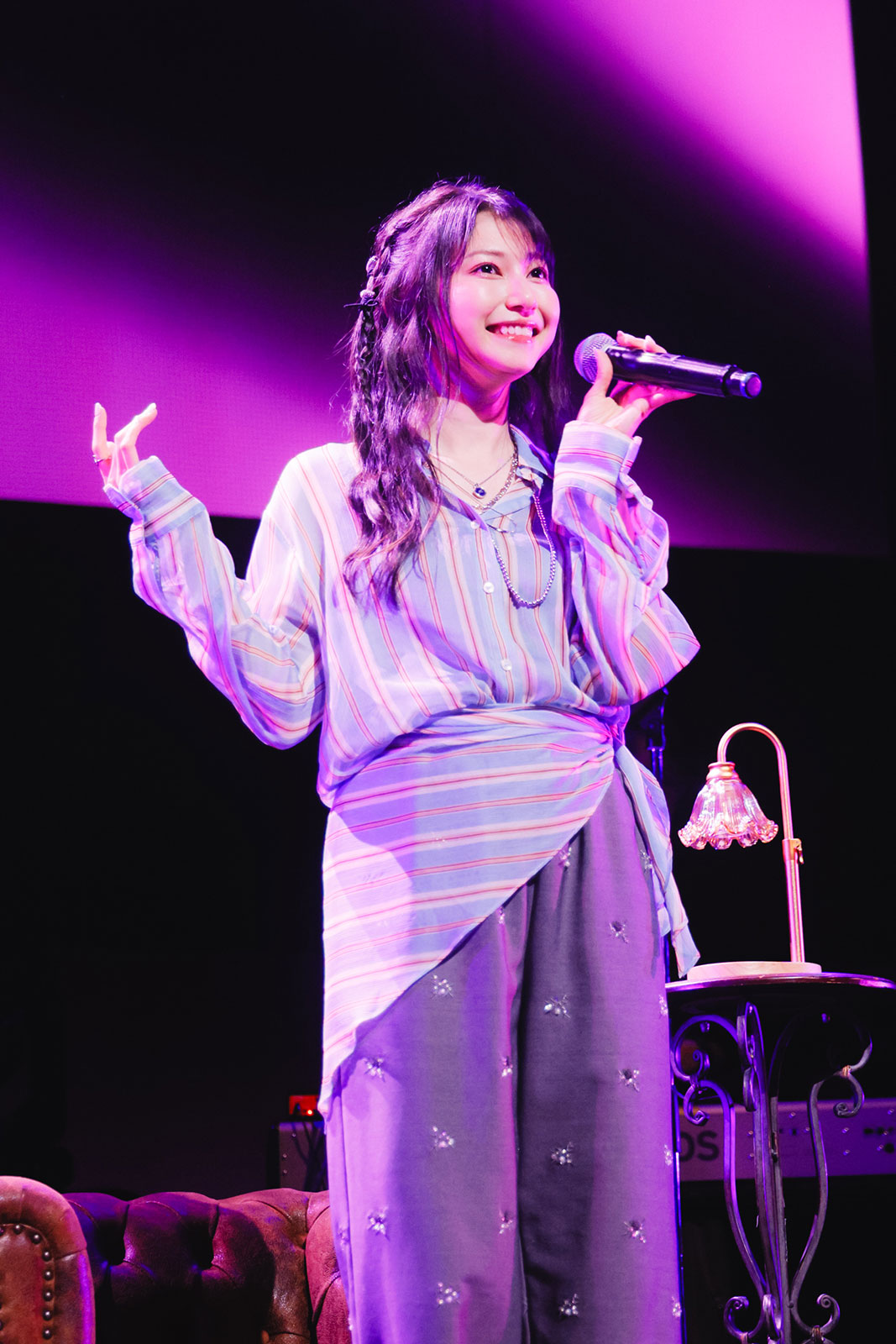 雨宮天が導き出したファンと楽しむための新たな“セオリー”を感じさせた“LAWSON presents 雨宮天 Live Event 2026 -Room Theory-”の東京公演初日をレポート - 画像一覧（5/7）